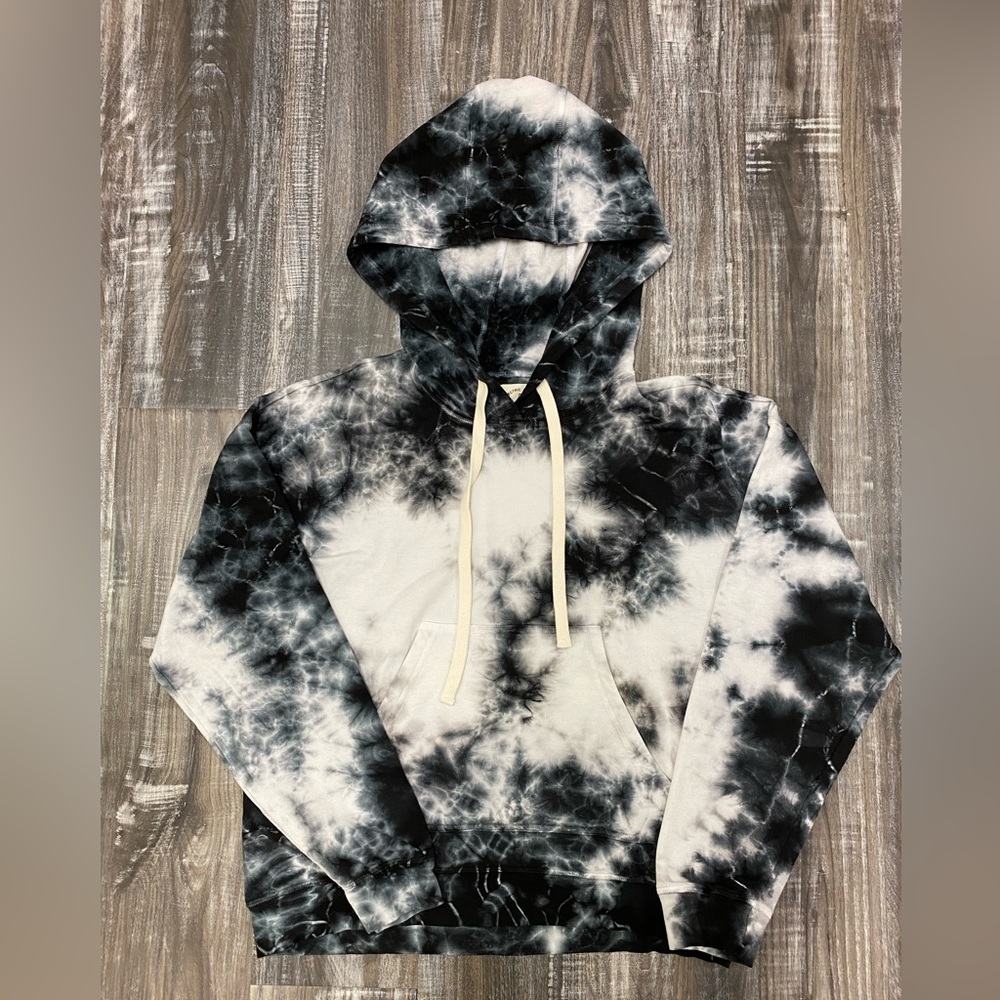 NWT ELECTRIC & ROSE Black+White Tie Dye Hoodie